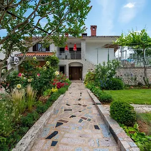 Vinez Apartment Labin (Istria)